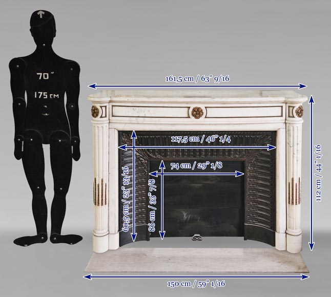 Cheminée de style Louis XVI galbée à demi colonnes sculptée en marbre demi statuaire au décor de bronze Cheminée de style Louis XVI galbée à demi colonnes sculptée en marbre demi statuaire au décor de bronze-14