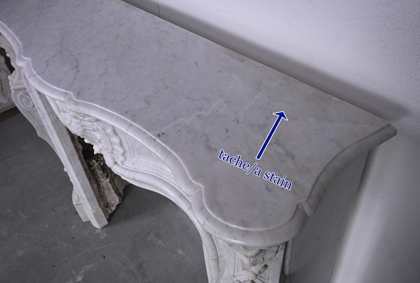 Cheminée de style Louis XV en marbre de Carrare au bandeau très sculpté Cheminée de style Louis XV en marbre de Carrare au bandeau très sculpté-14