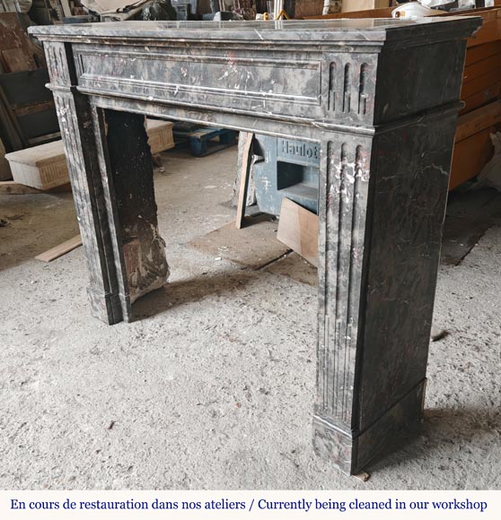 Cheminée de style Louis XVI moulurée en marbre Bois Jourdan Cheminée de style Louis XVI moulurée en marbre Bois Jourdan-5