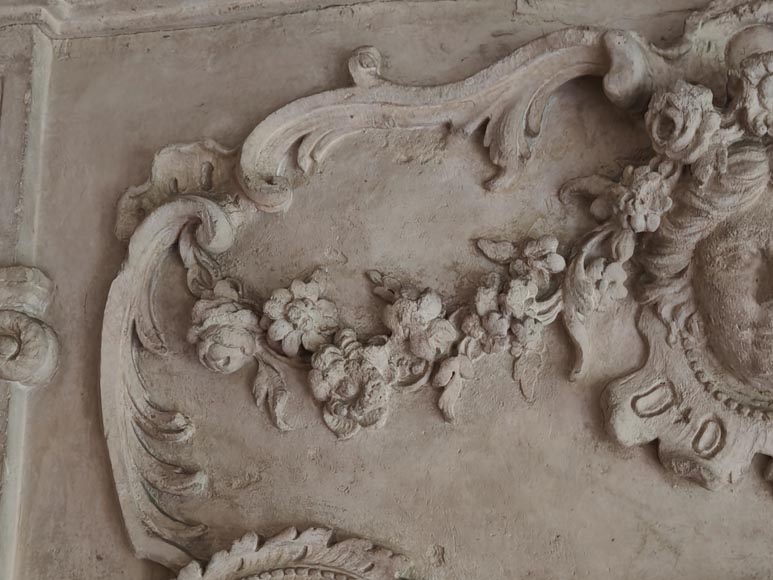 Cheminée d'époque Louis XV en pierre avec son trumeau sculpté Cheminée d'époque Louis XV en pierre avec son trumeau sculpté-6