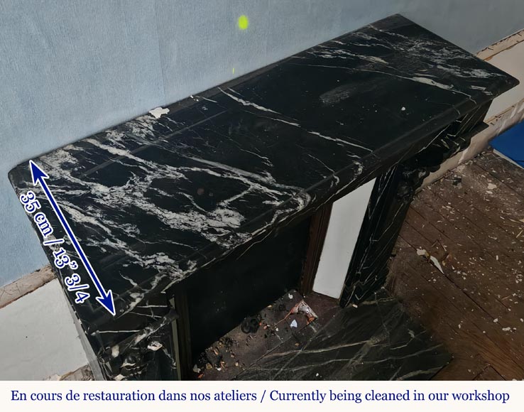 Cheminée de style Napélon III à modillons en marbre noir Marquina Cheminée de style Napélon III à modillons en marbre noir Marquina-9
