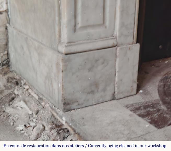 Cheminée droite de style Louis XV modèle Pompadour en marbre de Carrare Cheminée droite de style Louis XV modèle Pompadour en marbre de Carrare-4