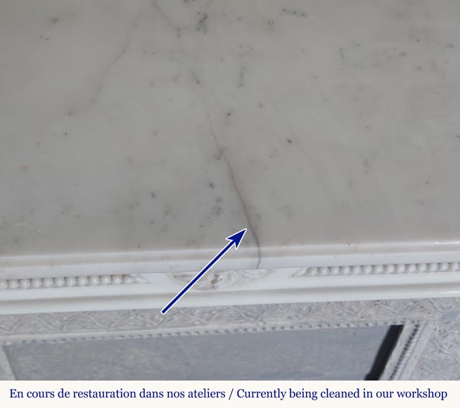 Cheminée de style Louis XVI en marbre demi statuaire décorée d'un perlé Cheminée de style Louis XVI en marbre demi statuaire décorée d'un perlé-11