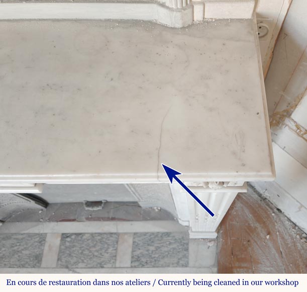 Cheminée de style Louis XVI en marbre demi statuaire ornée d'une frise de fleurs Cheminée de style Louis XVI en marbre demi statuaire ornée d'une frise de fleurs-11