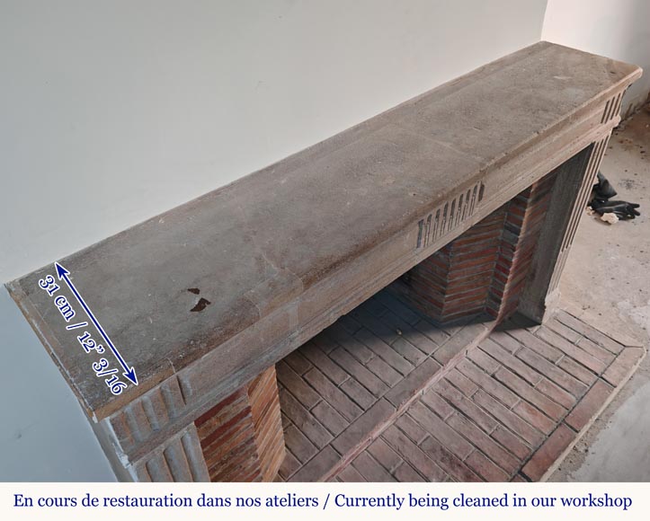 Cheminée de style Louis XVI en pierre décorée de cannelures Cheminée de style Louis XVI en pierre décorée de cannelures-7