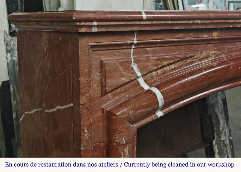 Cheminée de style Louis XIV en marbre rouge Cheminée de style Louis XIV en marbre rouge-3