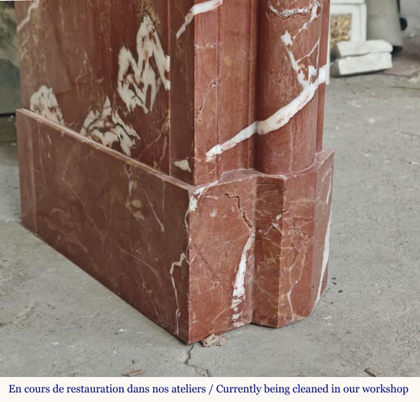 Cheminée de style Louis XIV en marbre rouge Cheminée de style Louis XIV en marbre rouge-4