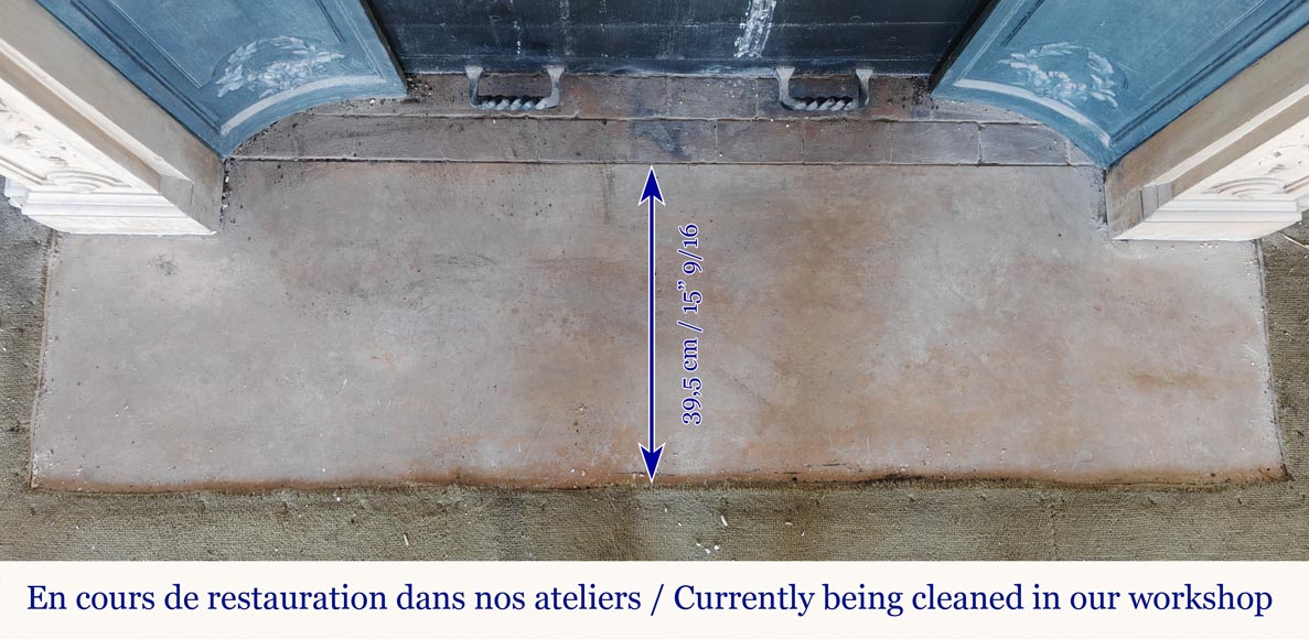 Cheminée de style Napoléon III en pierre sculpté, au décor végétal Cheminée de style Napoléon III en pierre sculpté, au décor végétal-11