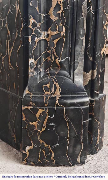 Cheminée de style Louis XV à coquilles, en marbre Portor Cheminée de style Louis XV à coquilles, en marbre Portor-5