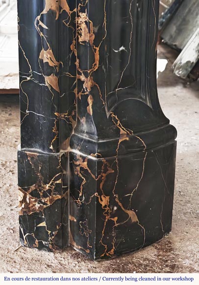 Cheminée de style Louis XV à coquilles, en marbre Portor Cheminée de style Louis XV à coquilles, en marbre Portor-8