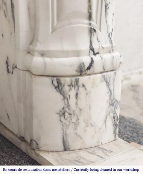 Cheminée de style Louis XV décorée d'une large coquille, en marbre Paonazzo Cheminée de style Louis XV décorée d'une large coquille, en marbre Paonazzo-5