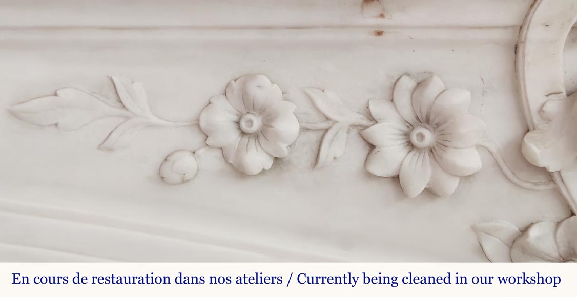 Cheminée style Louis XV à la palmette fleurie, en marbre Arabescato Cheminée style Louis XV à la palmette fleurie, en marbre Arabescato-4