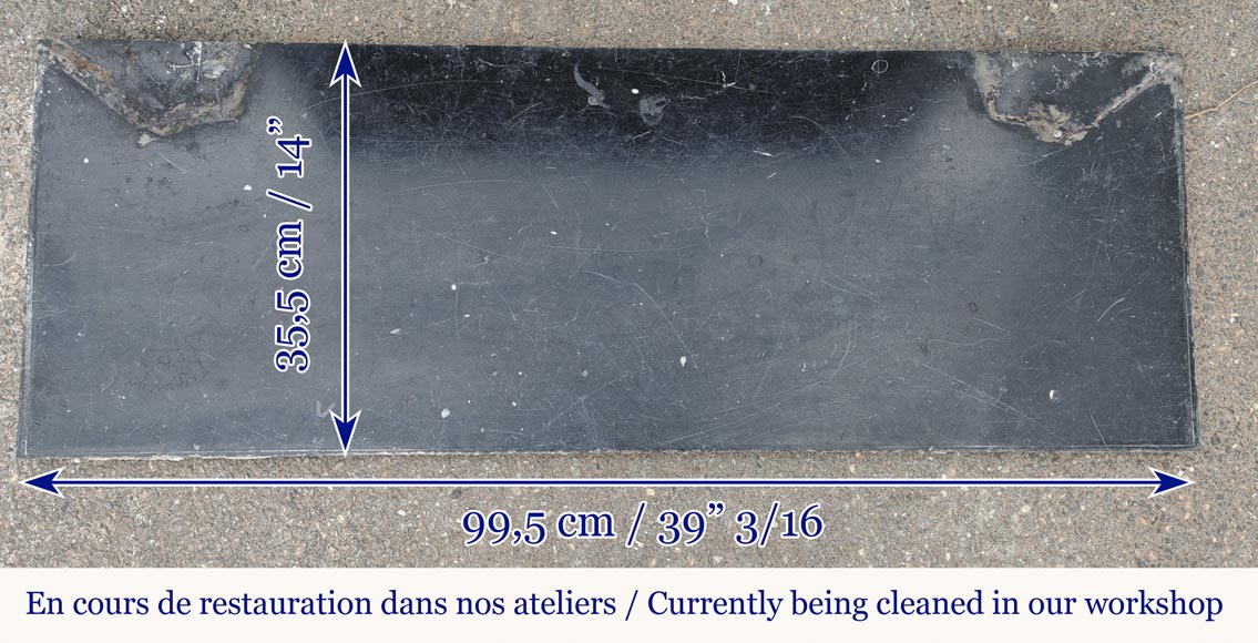 Petite cheminée de style Louis XV modèle Pompadour en marbre noir moucheté Petite cheminée de style Louis XV modèle Pompadour en marbre noir moucheté-8