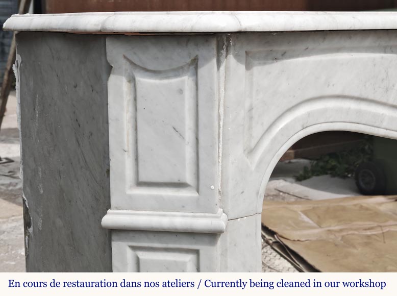 Cheminée de style Louis XV modèle Pompadour, en marbre de Carrare Cheminée de style Louis XV modèle Pompadour, en marbre de Carrare-3