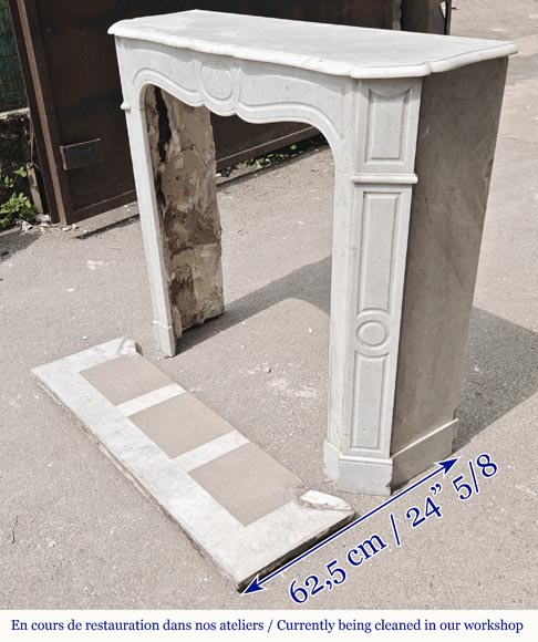 Cheminée de style Louis XV modèle Pompadour, en marbre de Carrare Cheminée de style Louis XV modèle Pompadour, en marbre de Carrare-5