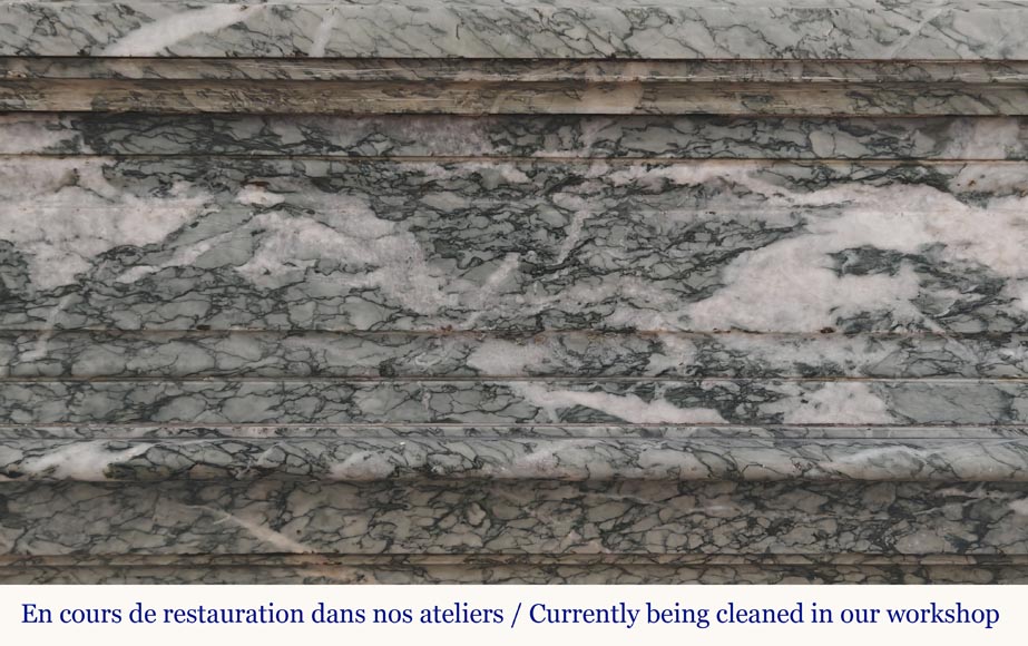 Cheminée moulurée de style Louis XVI en marbre Campan vert Cheminée moulurée de style Louis XVI en marbre Campan vert-1