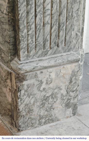 Cheminée moulurée de style Louis XVI en marbre Campan vert Cheminée moulurée de style Louis XVI en marbre Campan vert-4