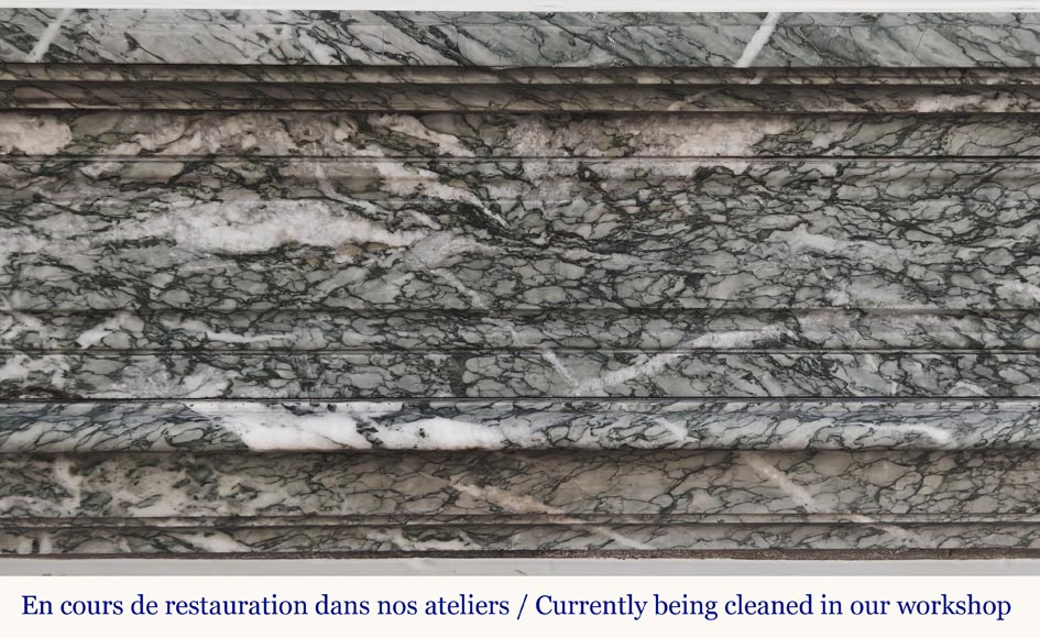 Cheminée de style Louis XVI moulurée en marbre Campan vert veiné blanc Cheminée de style Louis XVI moulurée en marbre Campan vert veiné blanc-1