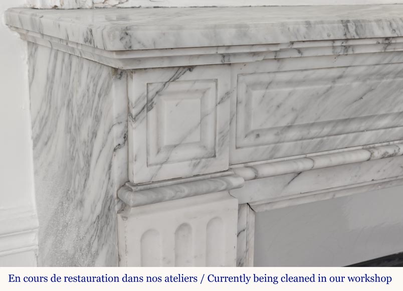 Cheminée de style Louis XVI en marbre de Carrare veiné Cheminée de style Louis XVI en marbre de Carrare veiné-3