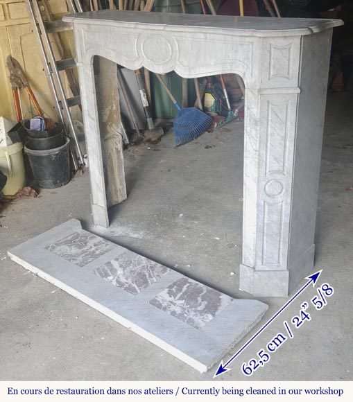 Cheminée de style Louis XV modèle Pompadour, en marbre bleu turquin clair Cheminée de style Louis XV modèle Pompadour, en marbre bleu turquin clair-5