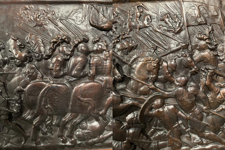 Cheminée en chêne avec bas-reliefs en plâtre imitation bronze, datée de 1896 Cheminée en chêne avec bas-reliefs en plâtre imitation bronze, datée de 1896-7