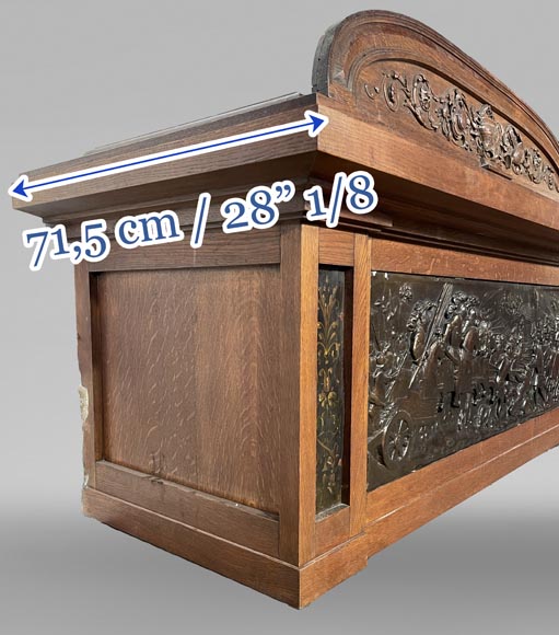 Cheminée en chêne avec bas-reliefs en plâtre imitation bronze, datée de 1896 Cheminée en chêne avec bas-reliefs en plâtre imitation bronze, datée de 1896-14