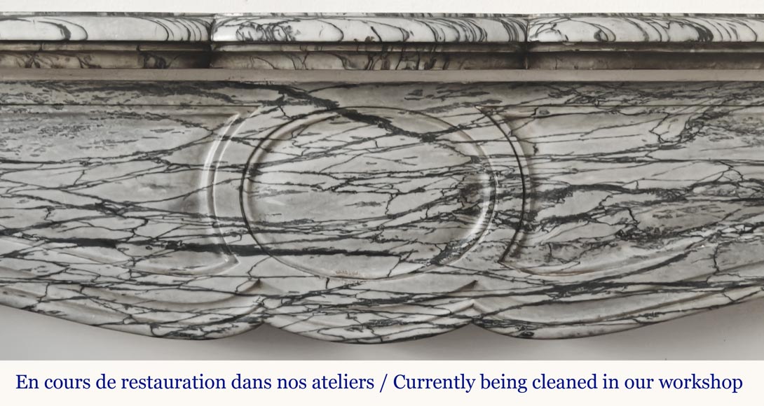 Cheminée de style Louis XV modèle Pompadour, en marbre bleu fleuri Cheminée de style Louis XV modèle Pompadour, en marbre bleu fleuri-1