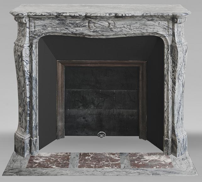 Cheminée de style Louis XV modèle Pompadour galbé, en bleu fleuri Cheminée de style Louis XV modèle Pompadour galbé, en bleu fleuri-0