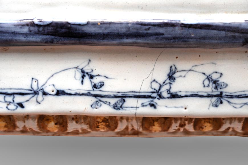 Cheminée en faïence de style Louis XVI, travail italien de la fin du XIXᵉ siècle Cheminée en faïence de style Louis XVI, travail italien de la fin du XIXᵉ siècle-8
