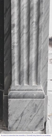 Cheminée de style Louis XVI en marbre bleu turquin Cheminée de style Louis XVI en marbre bleu turquin-7