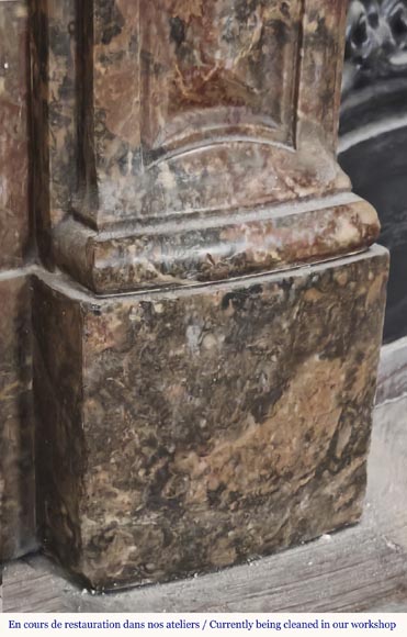 Cheminée de style Régence en marbre rouge Cheminée de style Régence en marbre rouge-3