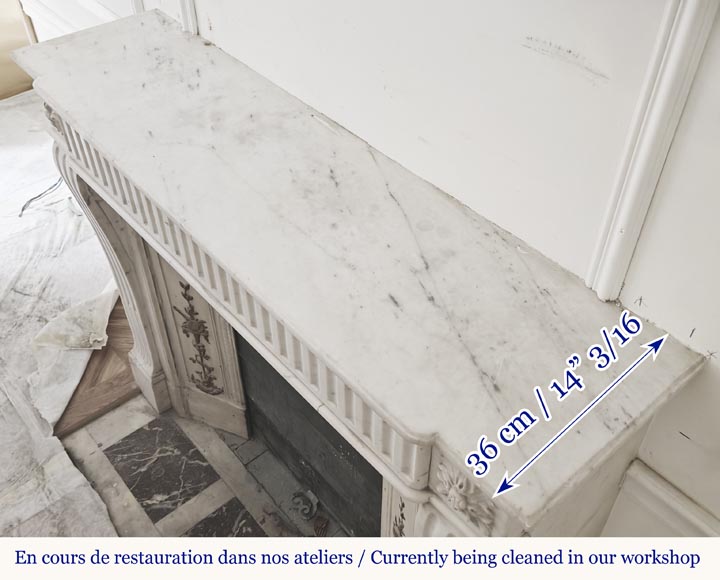 Cheminée de style Louis XVI en marbre demi statuaire, à décor rudenté Cheminée de style Louis XVI en marbre demi statuaire, à décor rudenté-9