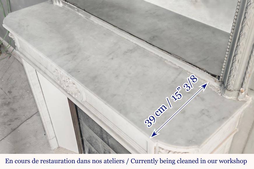 Cheminée de style Louis XVI en marbre de Carrare, aux angles arrondis Cheminée de style Louis XVI en marbre de Carrare, aux angles arrondis-10