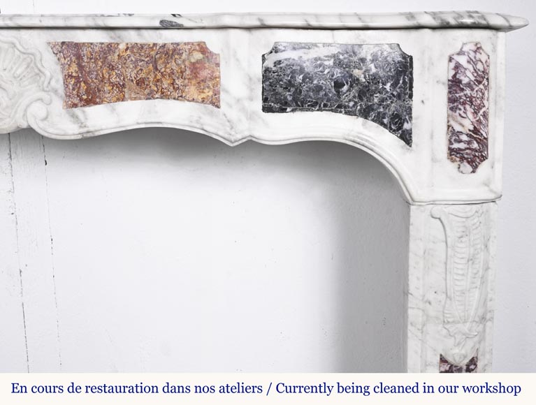 Cheminée de type provençale en marbre de Carrare veiné et en marbre de couleur Cheminée de type provençale en marbre de Carrare veiné et en marbre de couleur-8