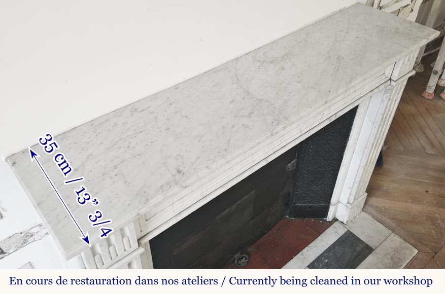 Cheminée de style Louis XVI à cannelure, en marbre de Carrare Cheminée de style Louis XVI à cannelure, en marbre de Carrare-9