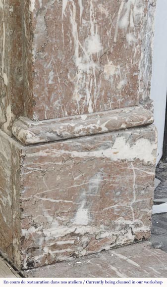 Cheminée de style Louis XVI en marbre Rouge du Nord Cheminée de style Louis XVI en marbre Rouge du Nord-4