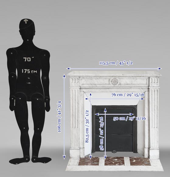 Cheminée de style Louis XVI ornée d'un tournesol, en marbre de Carrare Cheminée de style Louis XVI ornée d'un tournesol, en marbre de Carrare-10