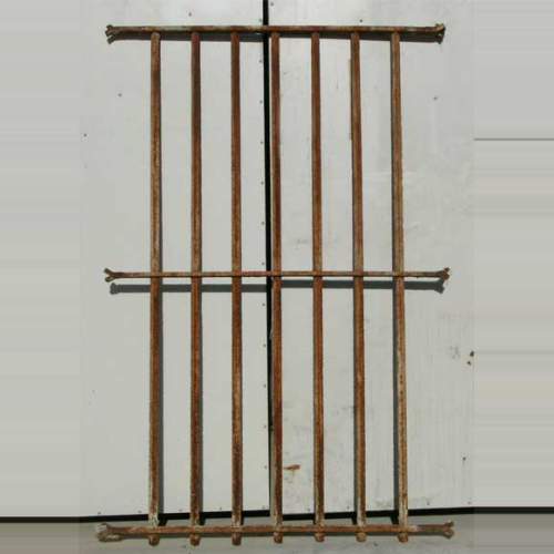 Grille de protection pour fenêtre.