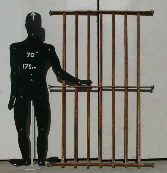 Grille de protection pour fenêtre. Grille de protection pour fenêtre.-6