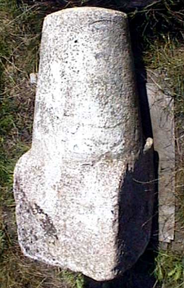 Paire de bornes en pierre Paire de bornes en pierre-0