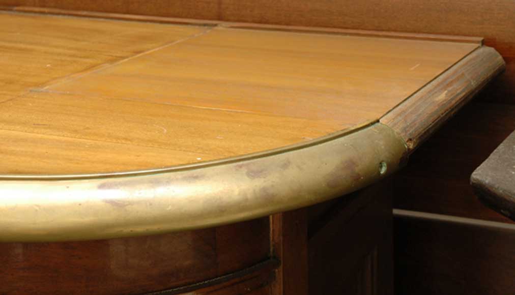 Ancien comptoir de banque Ancien comptoir de banque-7