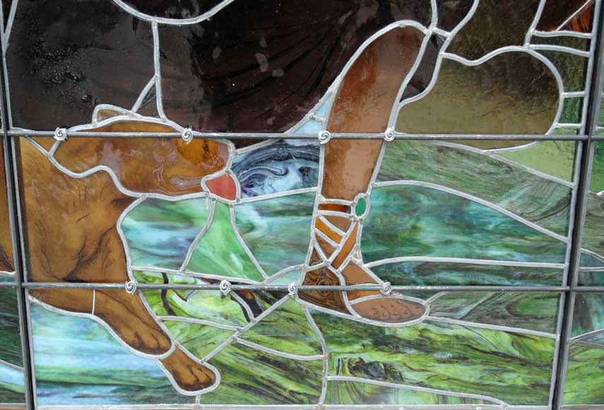 Vitrail de Thomas de 1915, représentant Diane Chasseresse Vitrail de Thomas de 1915, représentant Diane Chasseresse-10