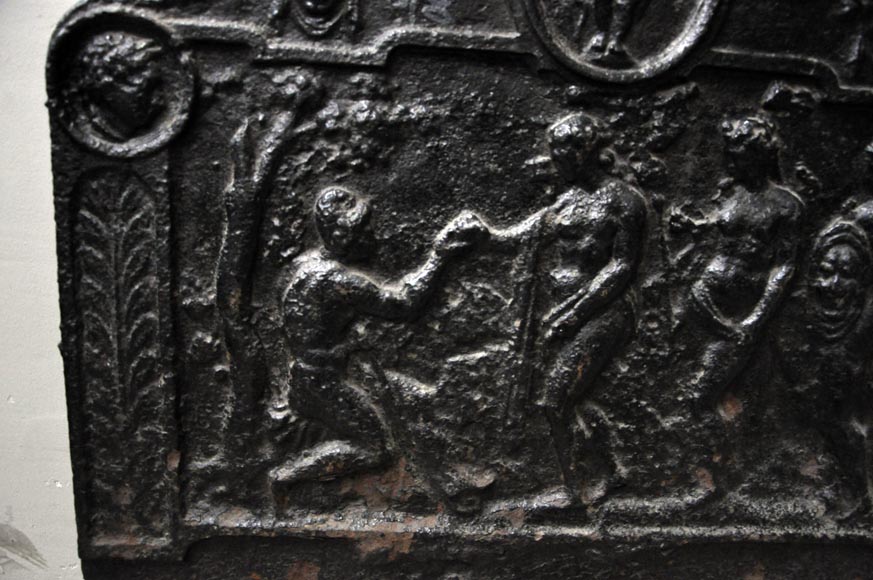 Plaque de cheminée du XVIè siècle au Jugement de Pâris Plaque de cheminée du XVIè siècle au Jugement de Pâris-2
