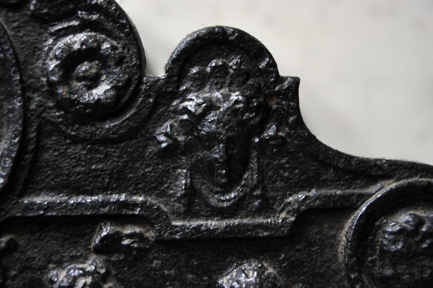 Plaque de cheminée du XVIè siècle au Jugement de Pâris Plaque de cheminée du XVIè siècle au Jugement de Pâris-4