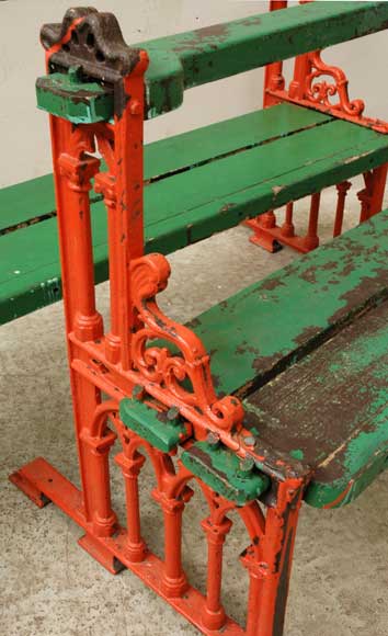 Paire de bancs néo-gothiques de 1860 Paire de bancs néo-gothiques de 1860-2