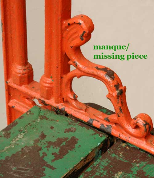 Paire de bancs néo-gothiques de 1860 Paire de bancs néo-gothiques de 1860-3