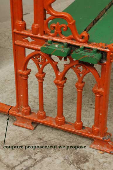 Paire de bancs néo-gothiques de 1860 Paire de bancs néo-gothiques de 1860-4