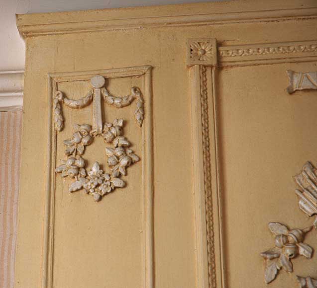 Trumeau d'époque Louis XVI à attributs de musique Trumeau d'époque Louis XVI à attributs de musique-1