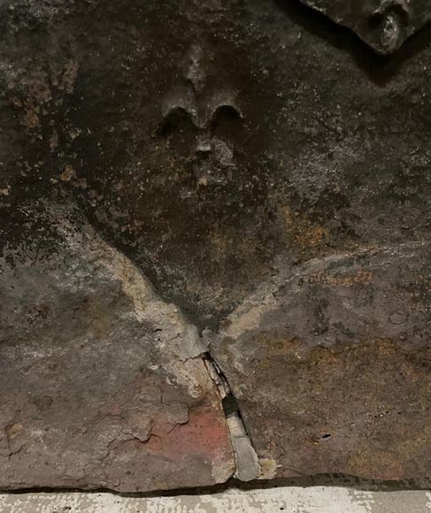 Plaque de cheminée gothique Plaque de cheminée gothique-8