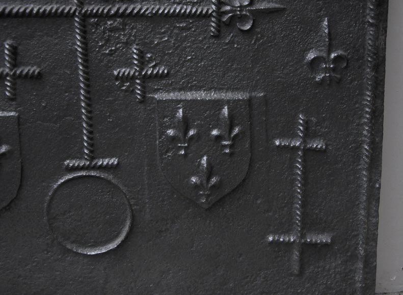 Plaque de cheminée d'époque gothique Plaque de cheminée d'époque gothique-4